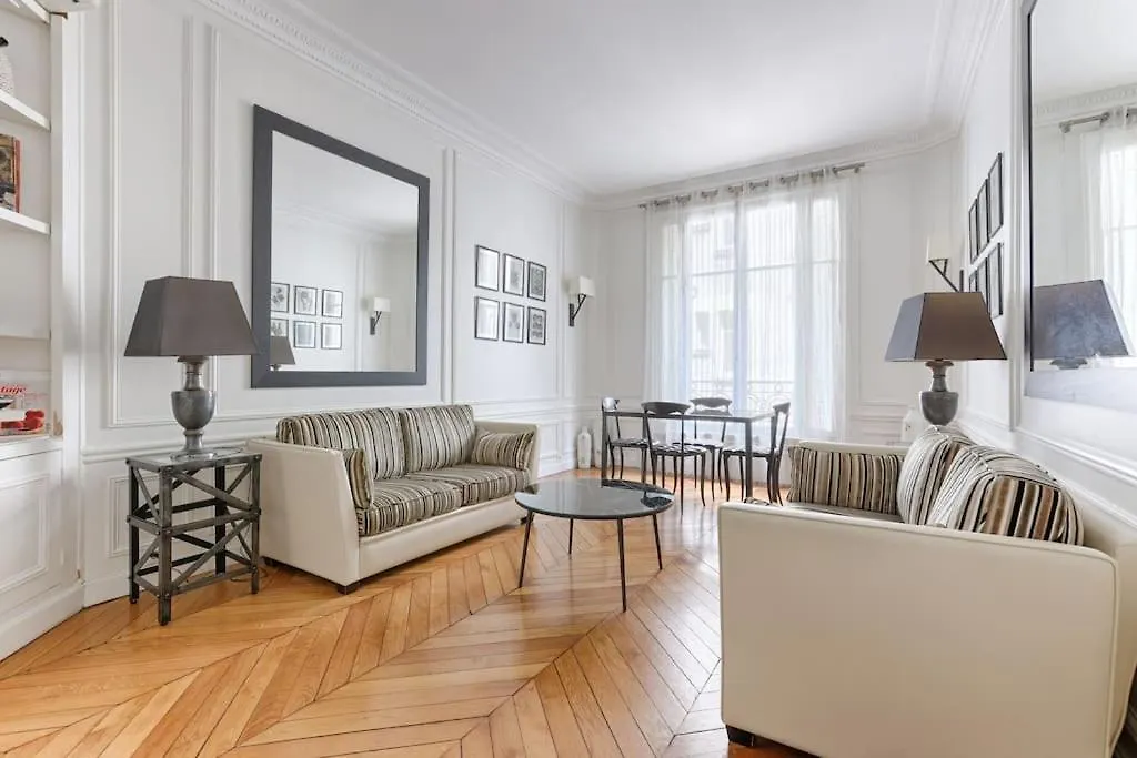 Invalides Pont Alexandre III Luxury Apartement 2Br Paris Apartment